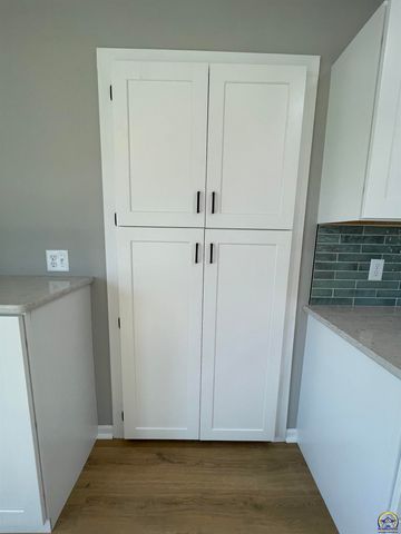 2401 West View Ter, Emporia, KS 66801