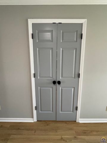 2401 West View Ter, Emporia, KS 66801