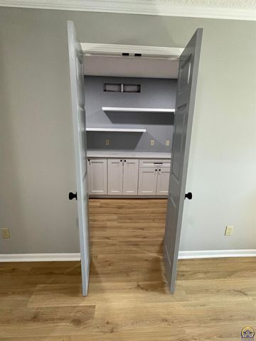 2401 West View Ter, Emporia, KS 66801