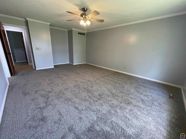 2401 West View Ter, Emporia, KS 66801