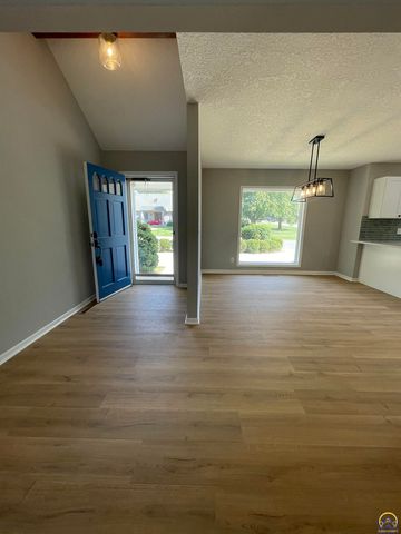 2401 West View Ter, Emporia, KS 66801