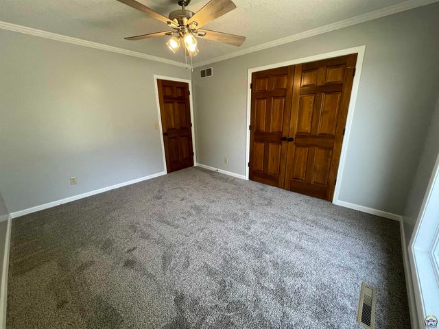 2401 West View Ter, Emporia, KS 66801