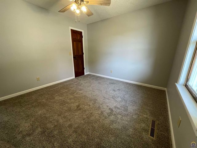 2401 West View Ter, Emporia, KS 66801