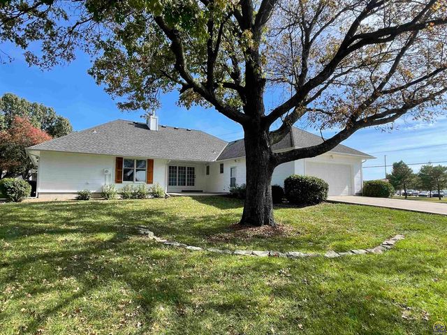 2401 West View Ter, Emporia, KS 66801
