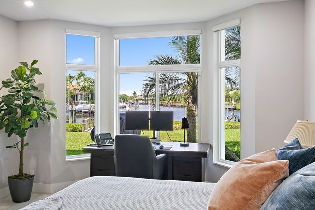 301 Captains Way, Jupiter, FL 33477