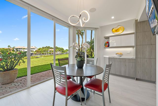 301 Captains Way, Jupiter, FL 33477