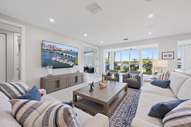 301 Captains Way, Jupiter, FL 33477