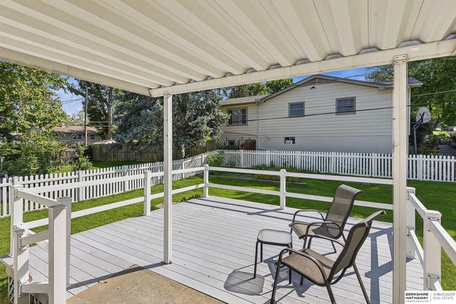 1721 N 84th Street, Omaha, NE 68114