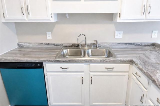 6377 Lake Traill Drive, Fayetteville, NC 28304