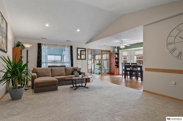 2464 NW 46th Street, Lincoln, NE 68524