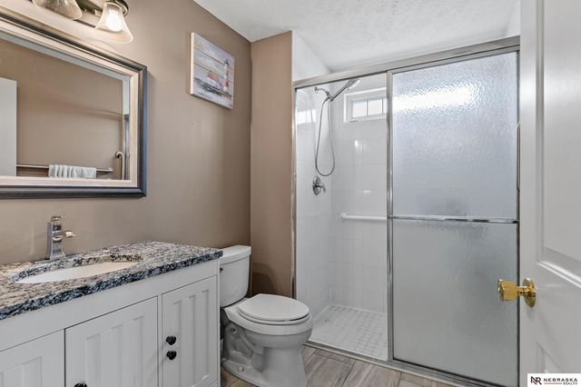 2464 NW 46th Street, Lincoln, NE 68524