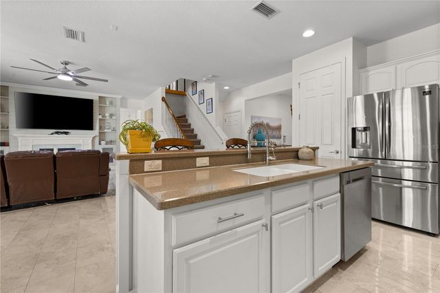 2996 SANTA MARIA AVENUE, Clermont, FL 34715