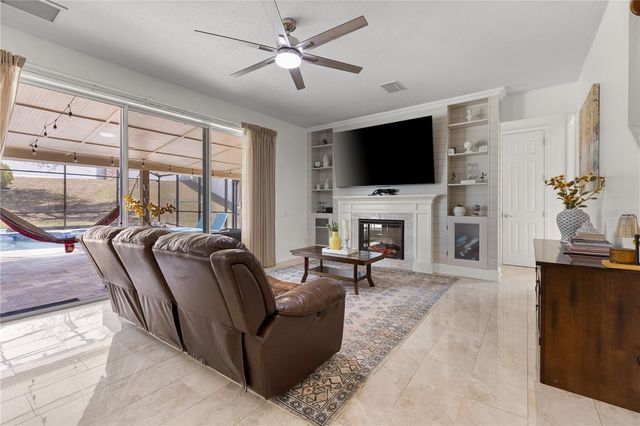 2996 SANTA MARIA AVENUE, Clermont, FL 34715