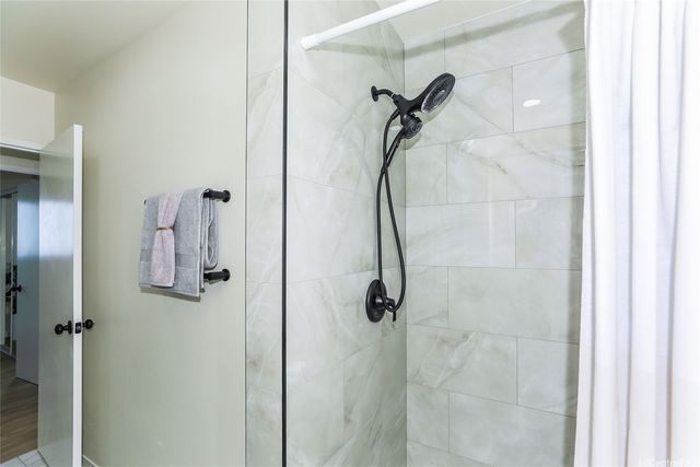 3782 Claudine Street, Honolulu, HI 96816