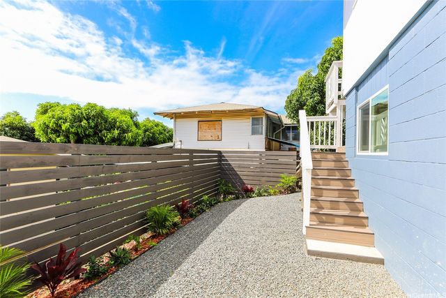 3782 Claudine Street, Honolulu, HI 96816