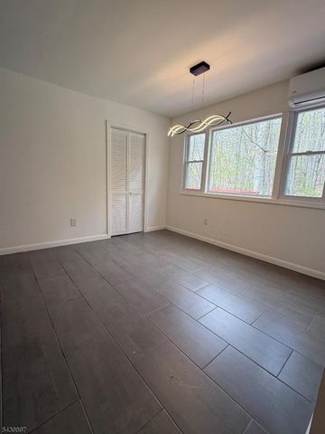 22 Karen Rd, Vernon Twp., NJ 07422