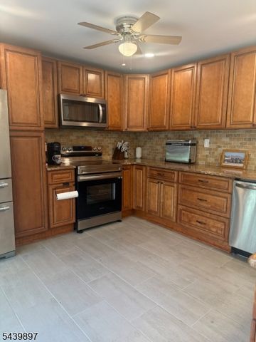 22 Karen Rd, Vernon Twp., NJ 07422