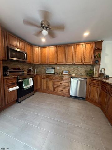 22 Karen Rd, Vernon Twp., NJ 07422