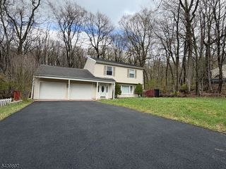 22 Karen Rd, Vernon Twp., NJ 07422