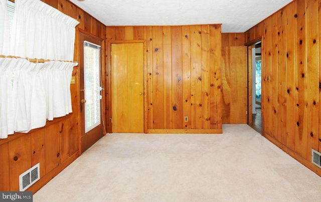 8103 KENNEWICK AVE, Takoma Park, MD 20912