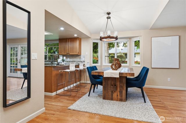 4317 209th Ave NE, Sammamish, WA 98074