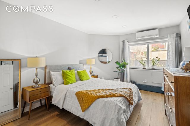 6120 71st Ave Apt J1B, New York City, NY 11385