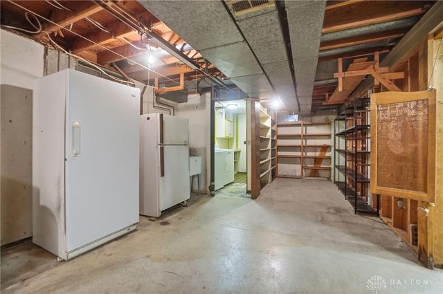 4541 Acreview Lane, Dayton, OH 45429