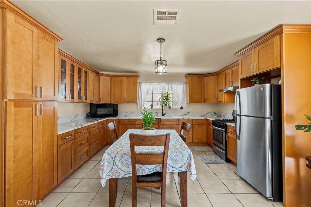 12130 Buckeye, Sylmar, CA 91342 — photo 5