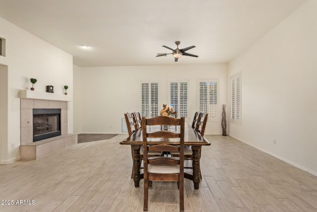 549 E SHEFFIELD Avenue, Gilbert, AZ 85296