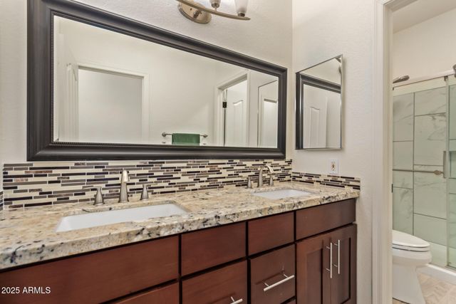 549 E SHEFFIELD Avenue, Gilbert, AZ 85296