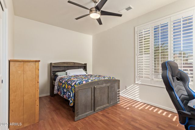 549 E SHEFFIELD Avenue, Gilbert, AZ 85296