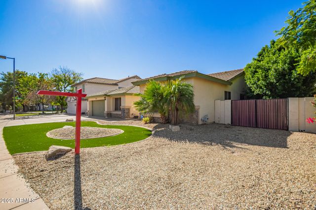 549 E SHEFFIELD Avenue, Gilbert, AZ 85296