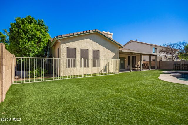 549 E SHEFFIELD Avenue, Gilbert, AZ 85296