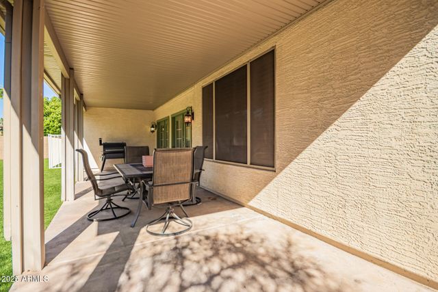 549 E SHEFFIELD Avenue, Gilbert, AZ 85296