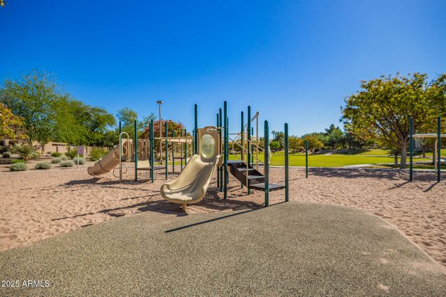 549 E SHEFFIELD Avenue, Gilbert, AZ 85296