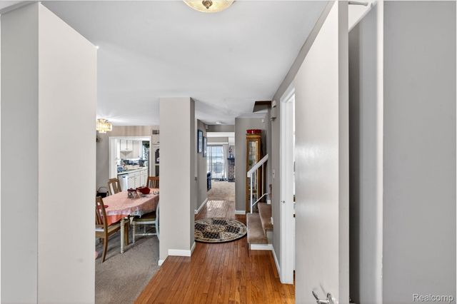 24900 Glenbrooke Drive, Southfield, MI 48033