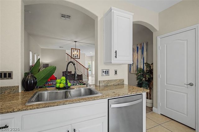 8136 Memory Lake Avenue, Las Vegas, NV 89178