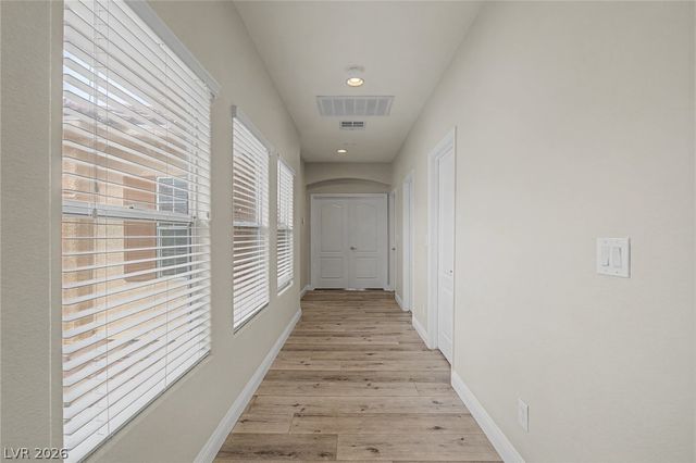 8136 Memory Lake Avenue, Las Vegas, NV 89178