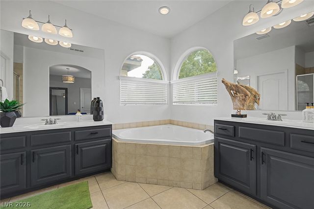 8136 Memory Lake Avenue, Las Vegas, NV 89178