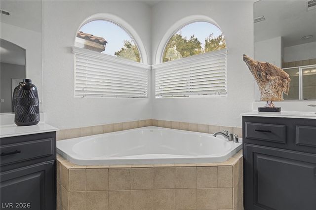 8136 Memory Lake Avenue, Las Vegas, NV 89178