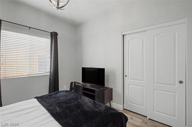 8136 Memory Lake Avenue, Las Vegas, NV 89178