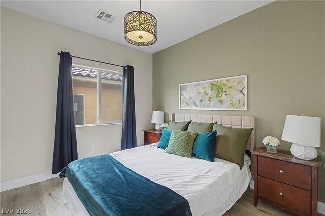 8136 Memory Lake Avenue, Las Vegas, NV 89178