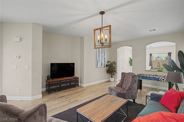 8136 Memory Lake Avenue, Las Vegas, NV 89178