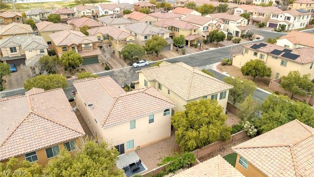 8136 Memory Lake Avenue, Las Vegas, NV 89178