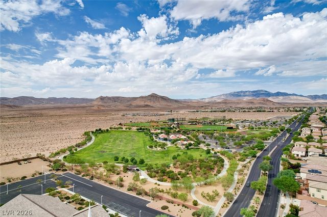 8136 Memory Lake Avenue, Las Vegas, NV 89178