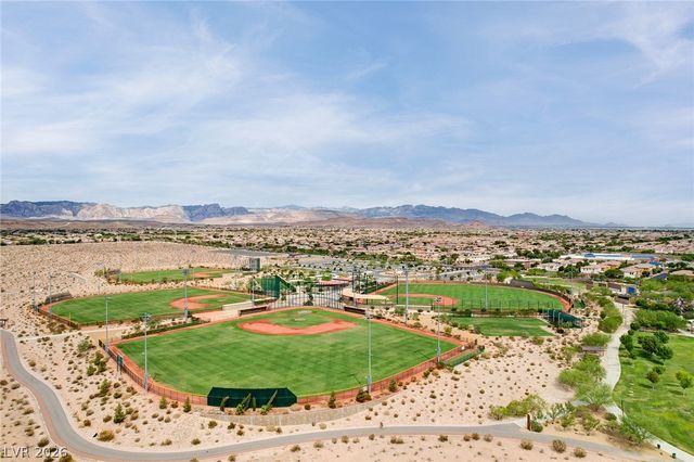 8136 Memory Lake Avenue, Las Vegas, NV 89178