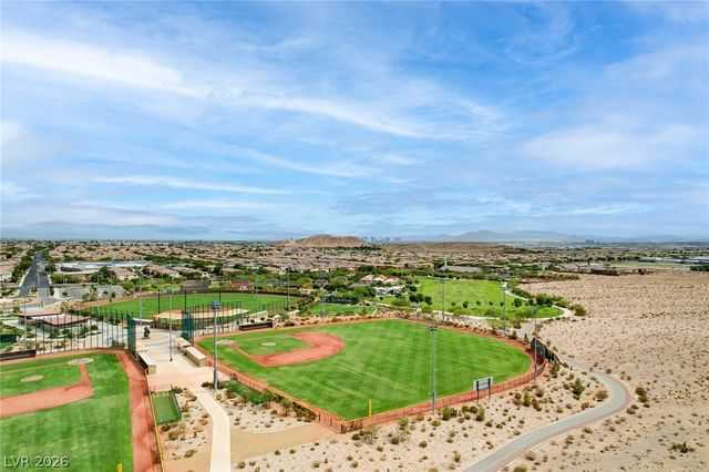 8136 Memory Lake Avenue, Las Vegas, NV 89178