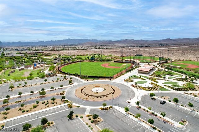 8136 Memory Lake Avenue, Las Vegas, NV 89178