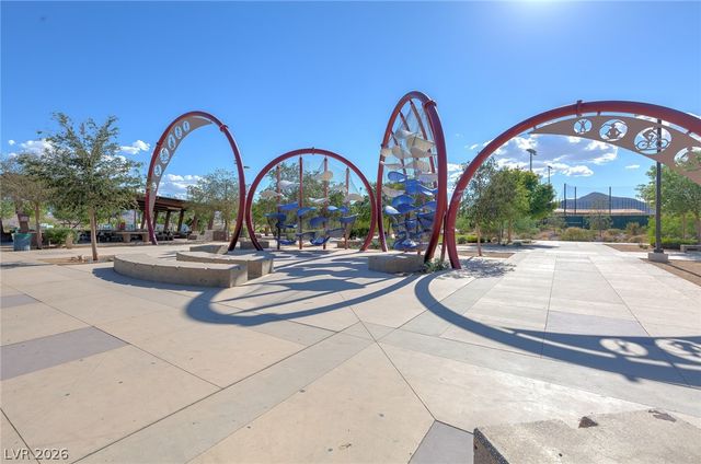8136 Memory Lake Avenue, Las Vegas, NV 89178