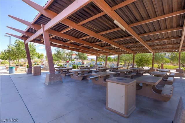 8136 Memory Lake Avenue, Las Vegas, NV 89178